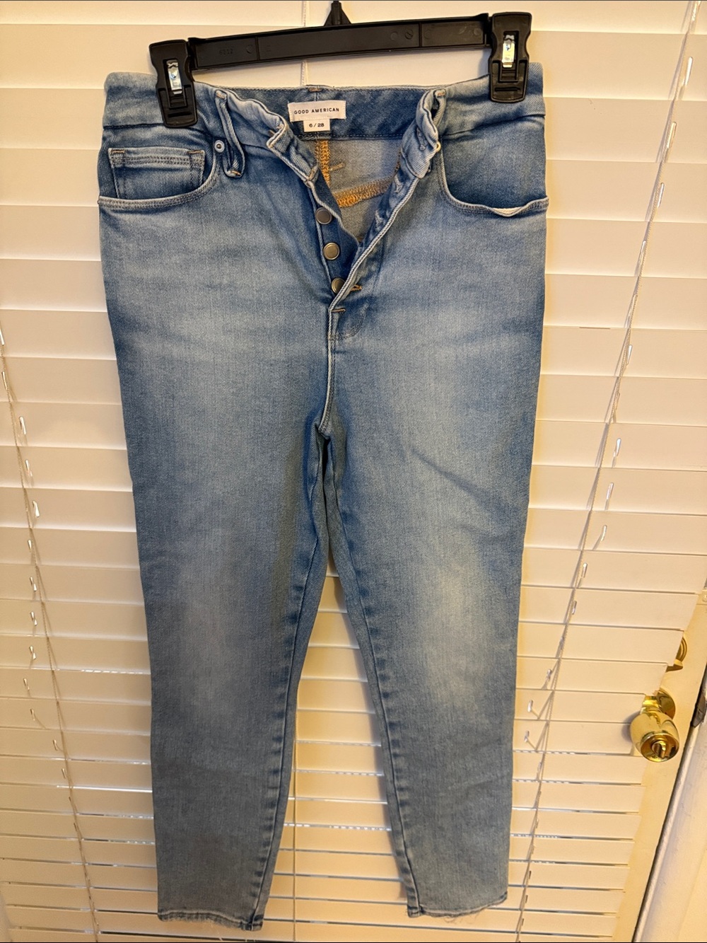 Good American Light Wash High-Rise Skinny Jeans
